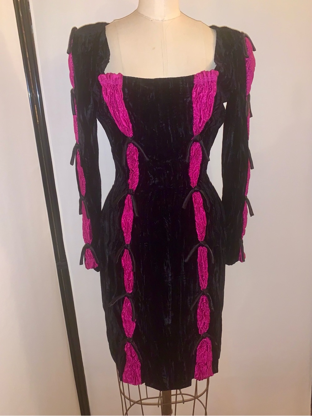 Vintage crushed Velvet Dress 1990’s custom made for WB TV 2/4